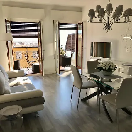 Apartment Apt Elena Fronte Lago