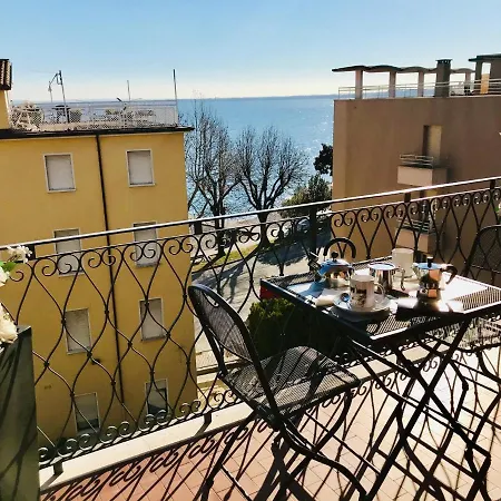 Apt Elena Fronte Lago * Desenzano del Garda